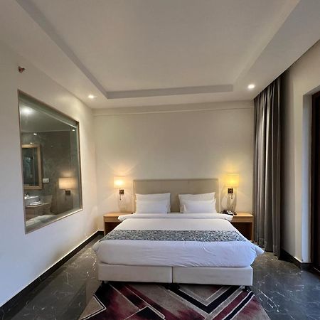 Parklane Resort Dhanbad Ngoại thất bức ảnh